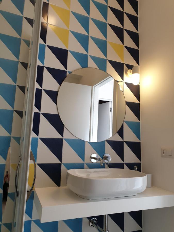 Oasi Al Centro Con Parcheggio Bed & Breakfast Salerno
