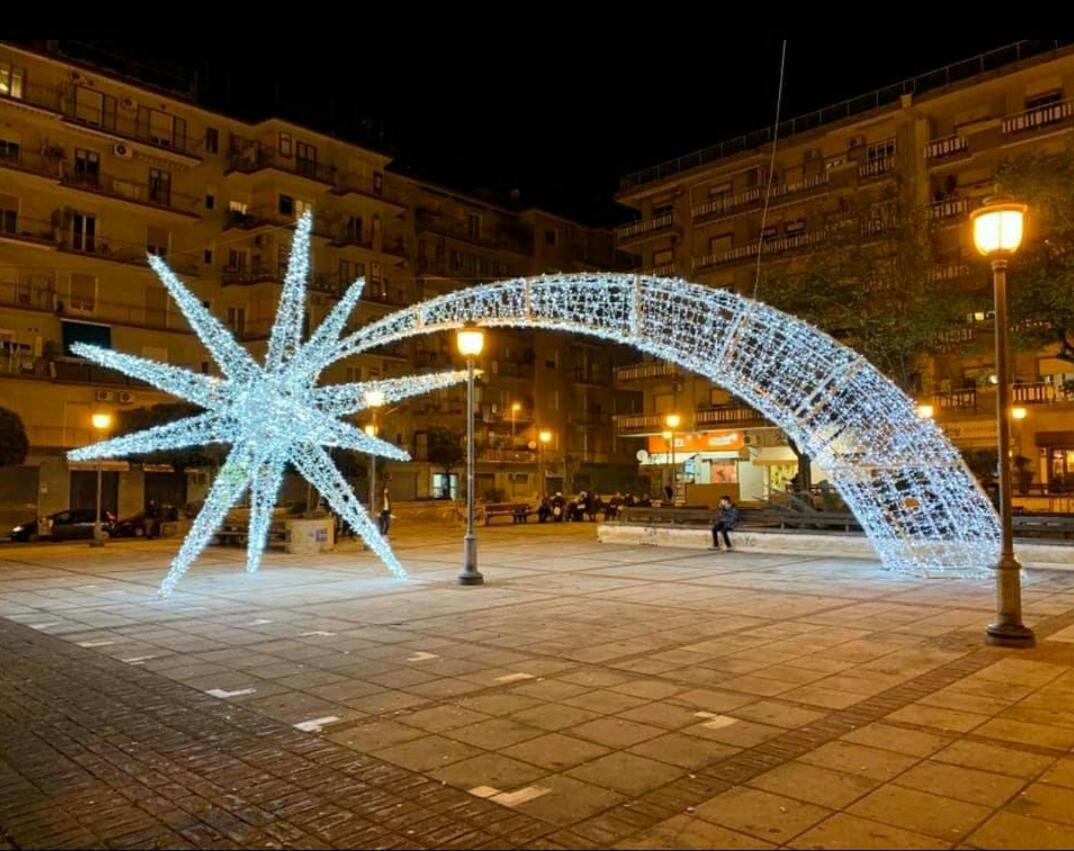 Oasi Al Centro Con Parcheggio Bed & Breakfast Salerno