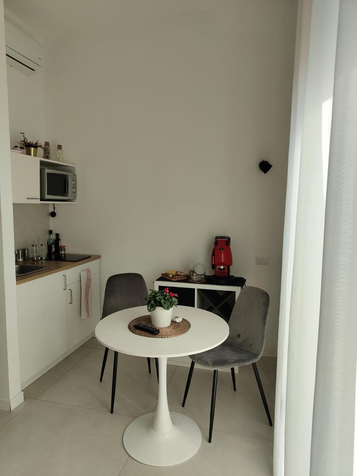 Bed & Breakfast Oasi Al Centro Con Parcheggio Salerno